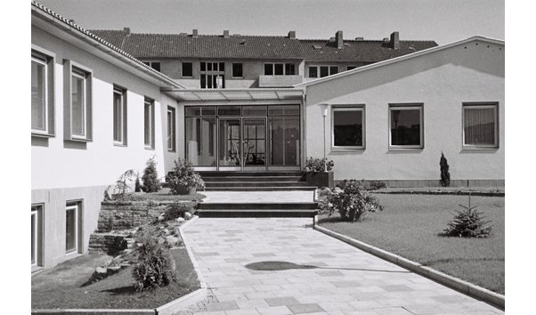 Das STÄWOG Verwaltungsgebäude kurz nach Fertigstellung 1958